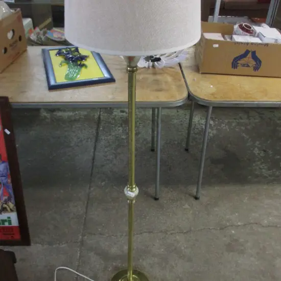Brass Std Lamp