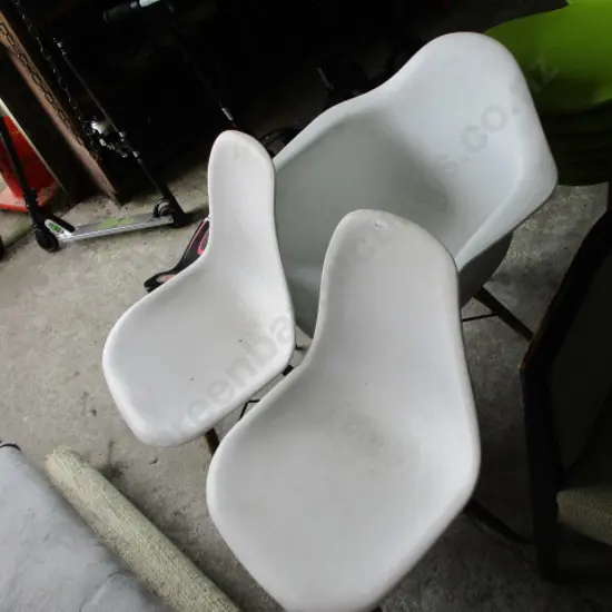 3 Resin Chairs