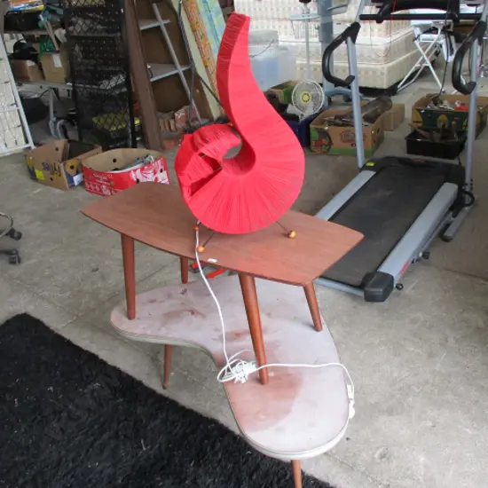 2 Coffee Tables and Lamp