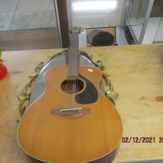 Yamaha Guitar