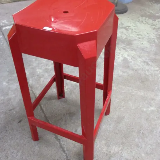 Retro Stool