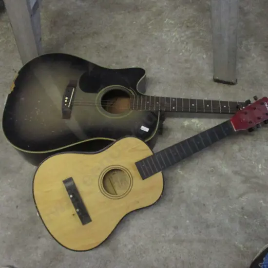 2 Guitars