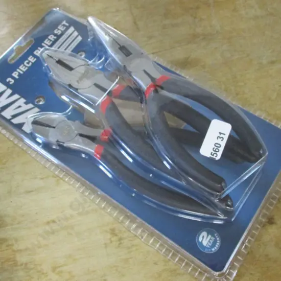 Pliers