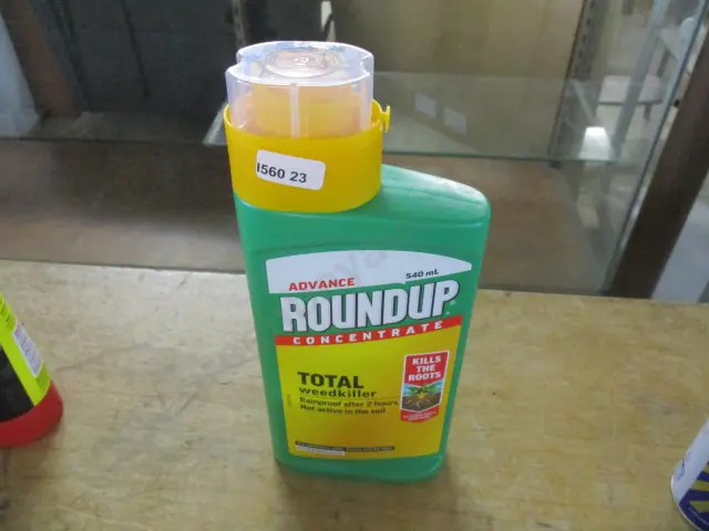 Weedkiller Image 1++