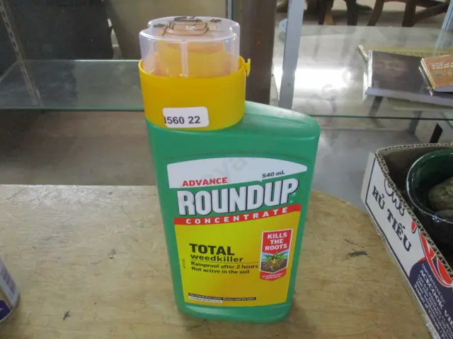 Weedkiller Image 1++