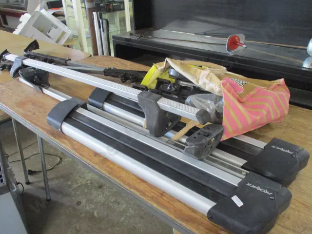 Roof Racks Image 1++