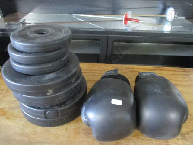 Weights and Glove Image 1++