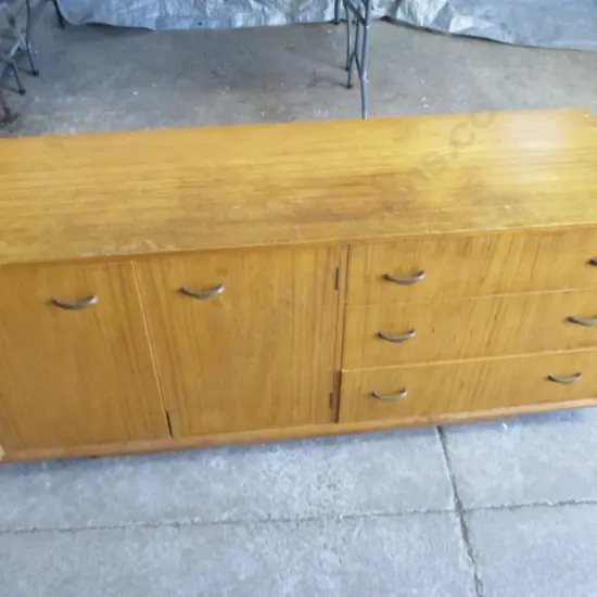 Sideboard