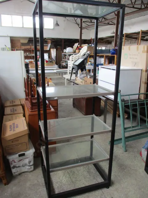 Display Shelving Image 1++