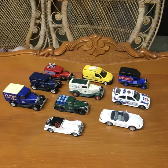 10 COLLECTIBLE DIE-CAST MODEL VEHICLES