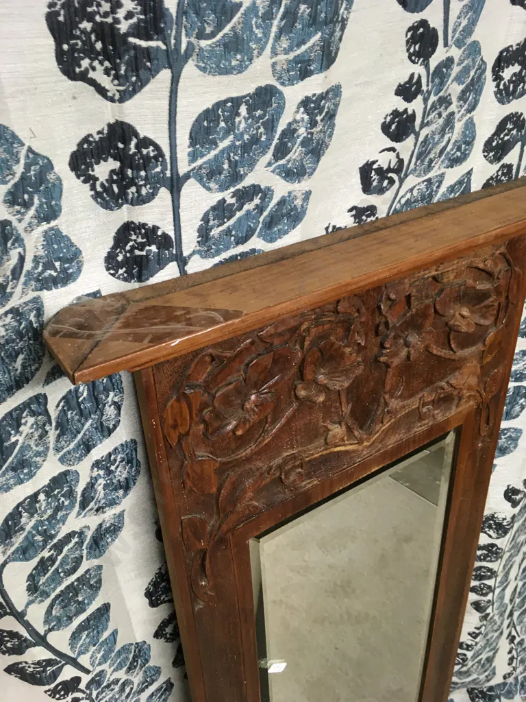 CARVED KAURI TALL DRESSING MIRROR Image 1++