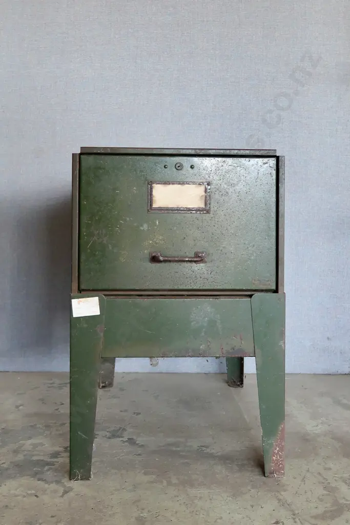 VINTAGE GREEN METAL FILING CABINET - SINGLE DRAWER ON SEPARATE MATCHING METAL STAND GREAT ORIGINAL PATINA Image 1++