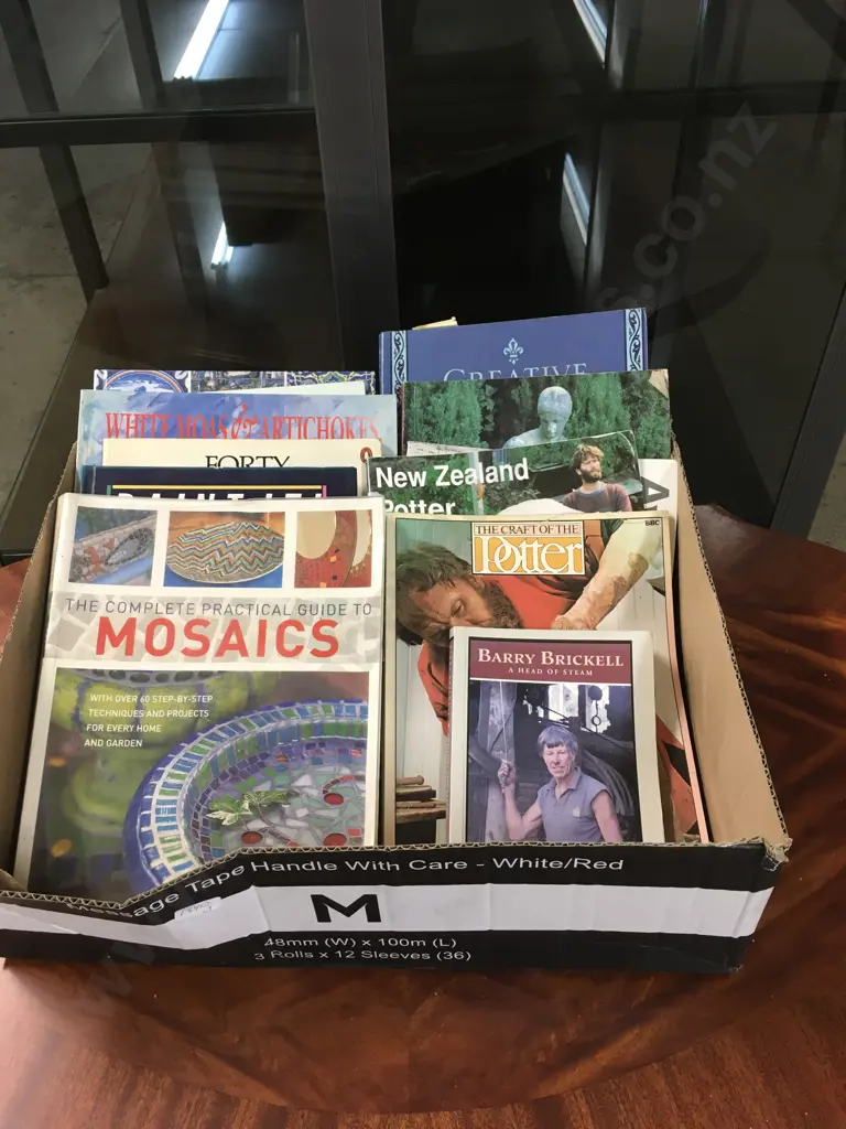 COLLECTION OF BOOKS Image 1++