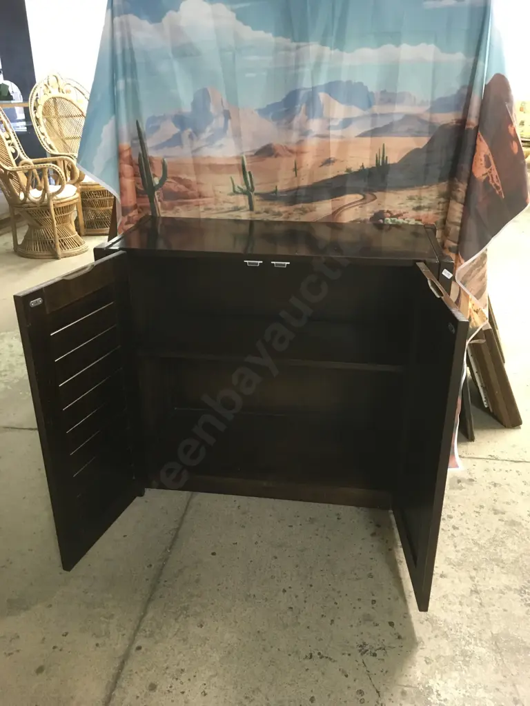 DARK WOOD TWO DOOR STORAGE CABINET Image 1++