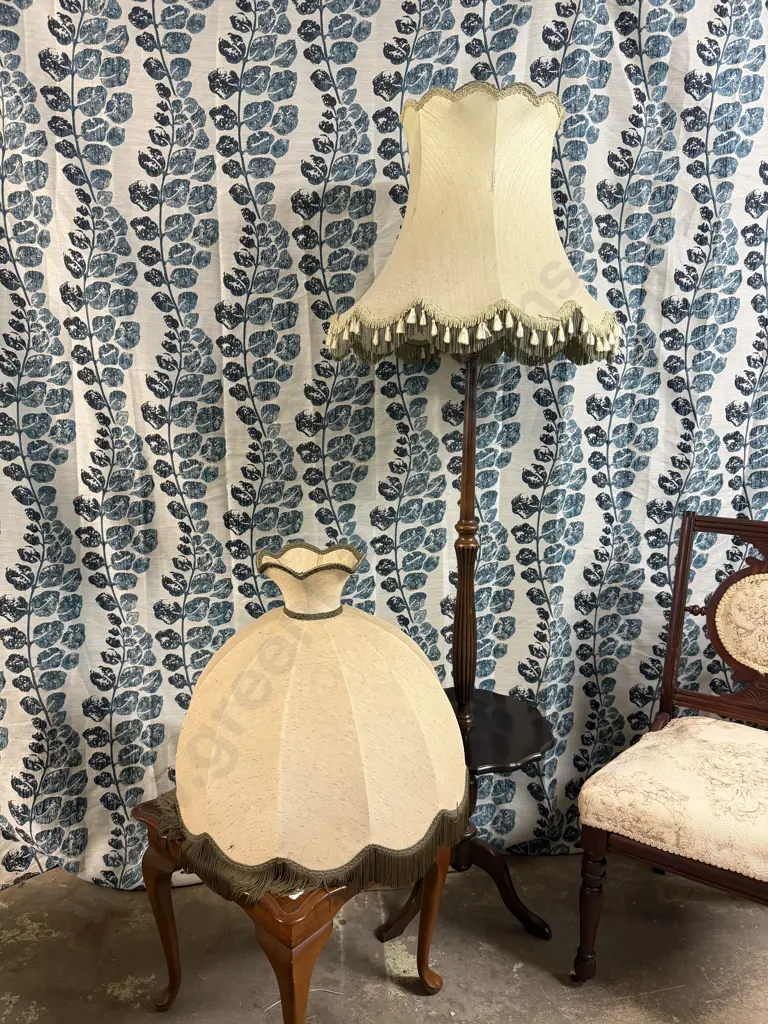 VINTAGE LAMP, TRADITIONAL SCALLOPED EDGE TASSLED FRINGE, BUILT-IN TABLE ON TRIPOD BASE AND EXTRA SHADE Image 1++
