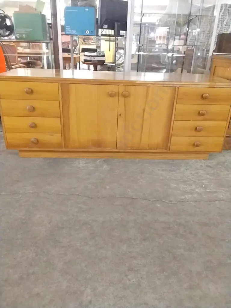 LARGE TIMBER SIDEBOARD CABINET Image 1++