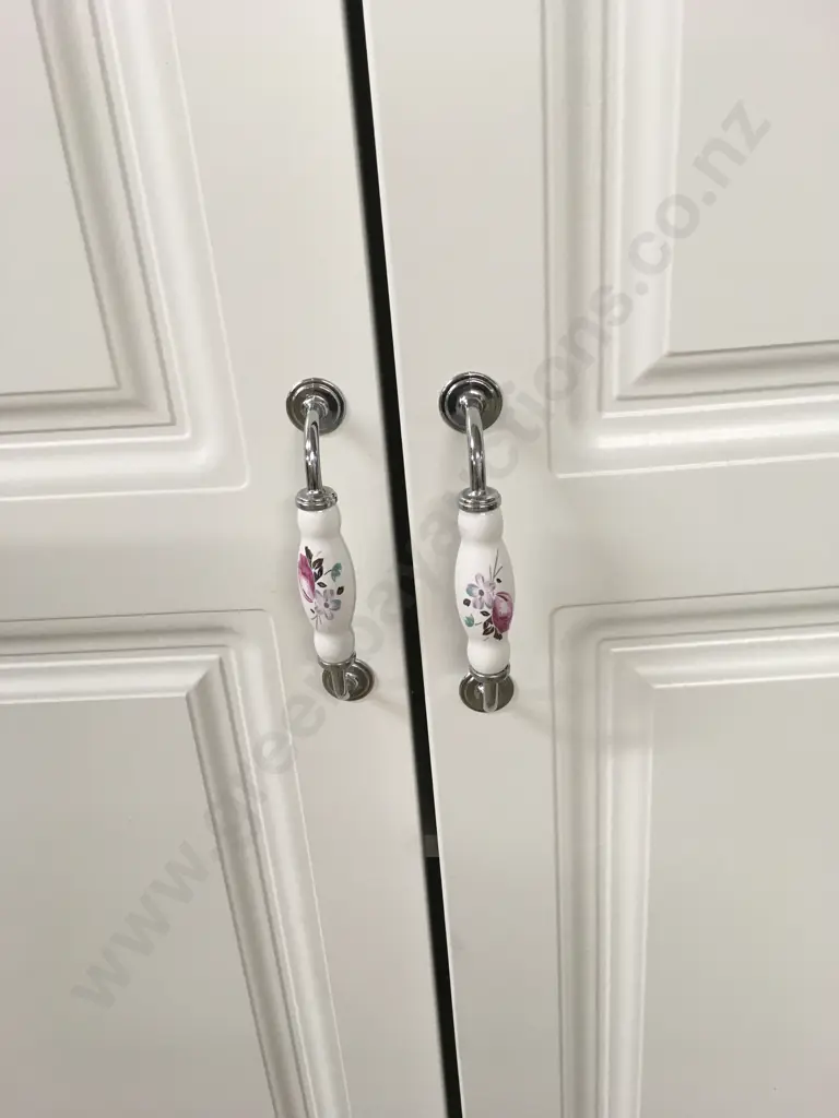 FRENCH COUNTRY WHITE WOOD WARDROBE ARMOIRE WITH 5 DOORS AND 2 DRAWERS Image 1++