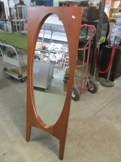 Dress Mirror Image 1++