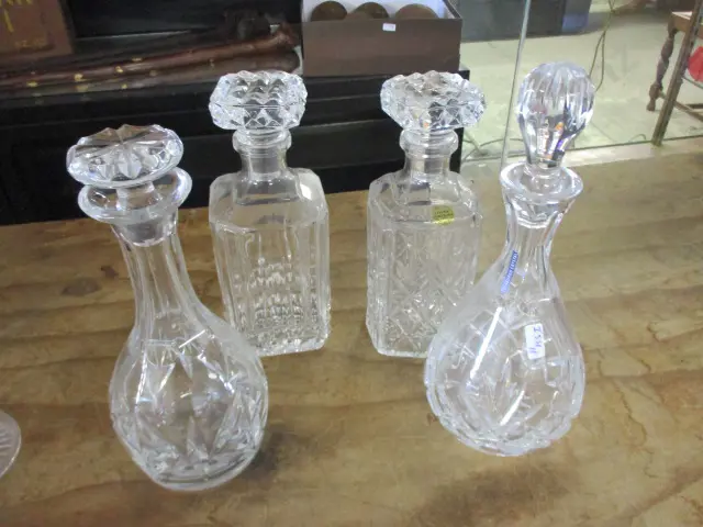 Decanters Image 1++