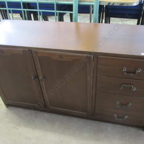 Sideboard