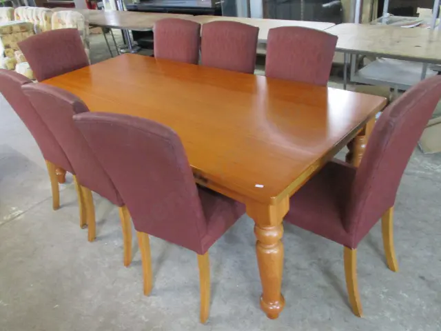 Kauri Dining Suite Image 1++
