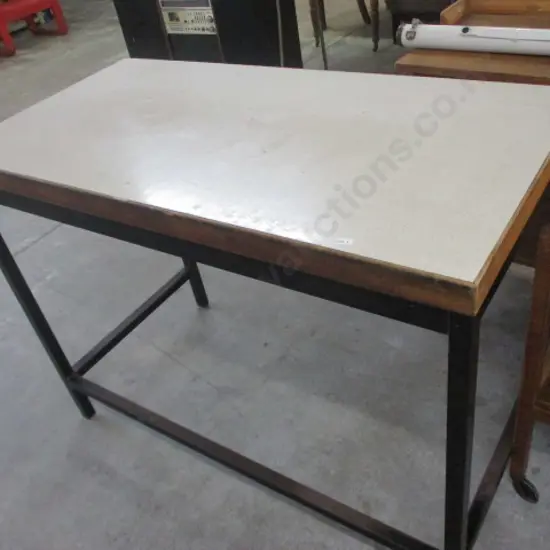 Lab Table