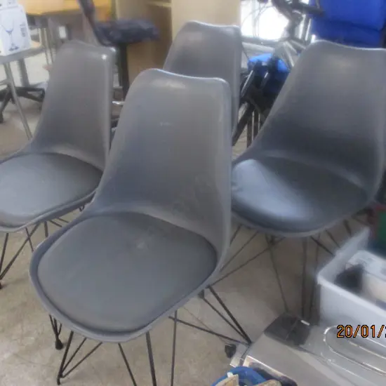 4 Dining Chairs