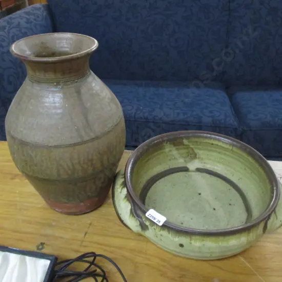 2 Pieces of Pottery