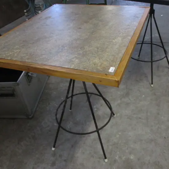 Retro Table