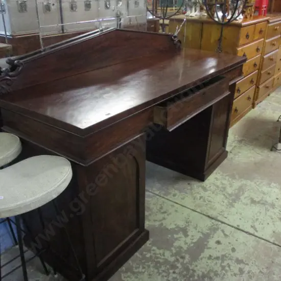 Mahog Victorian Sideboard