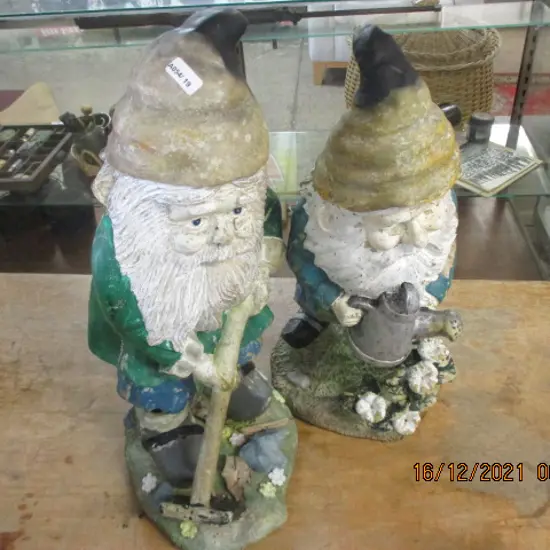 2 Garden Ornaments