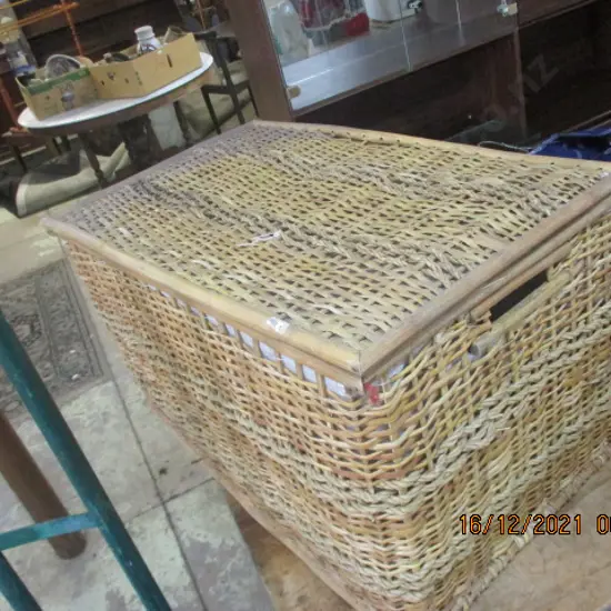 Cane Hamper