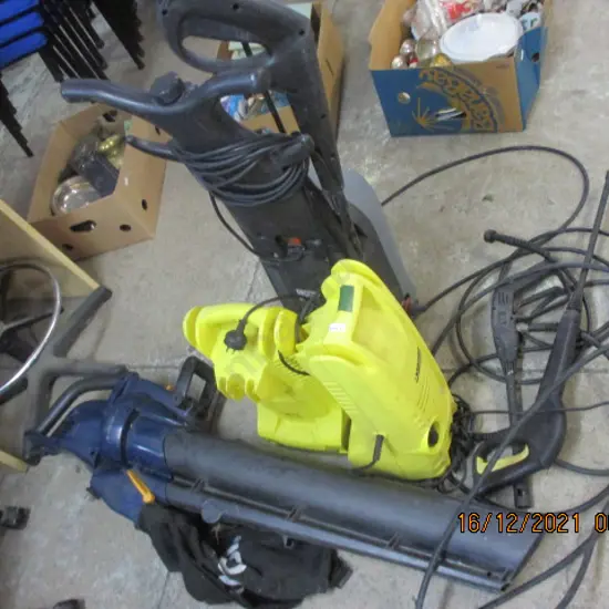 Water Blasters and Garden Vac