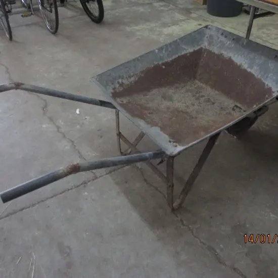 Garden Barrow