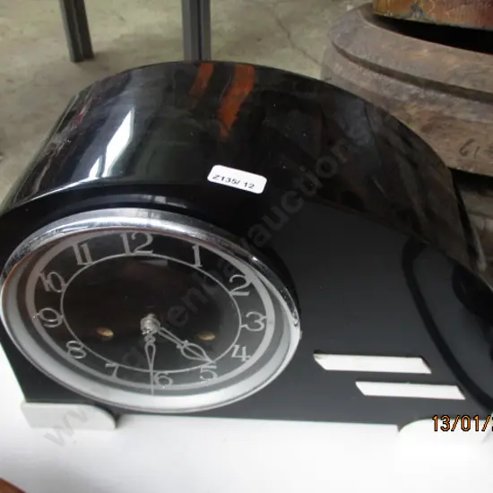 Mantle Clock