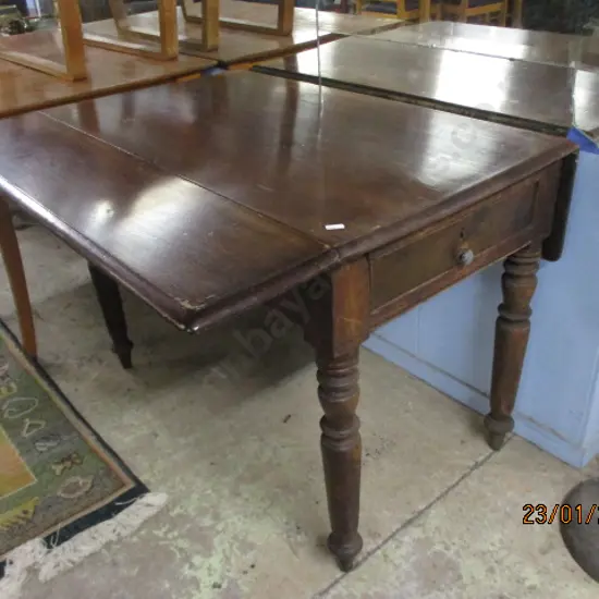 Pembroke Table
