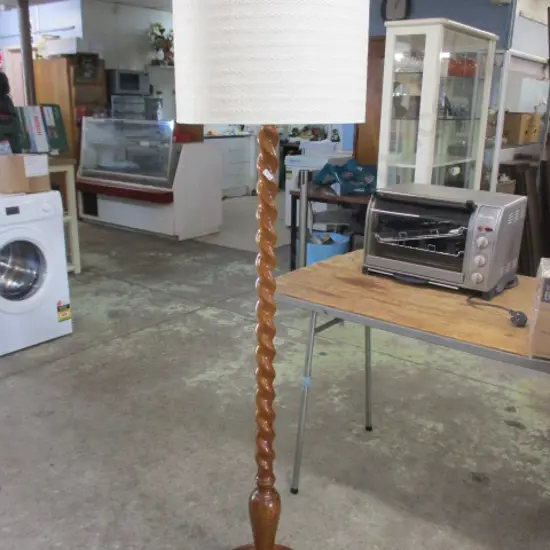 Oak Lamp