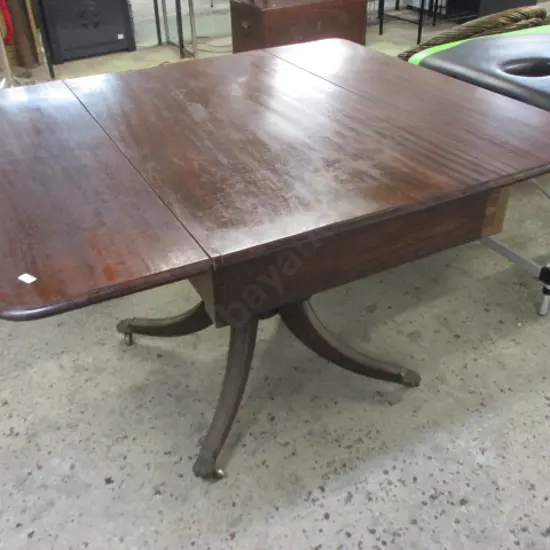 Drop Leaf Pedestal Dining Table