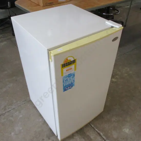 Underbench Fridge