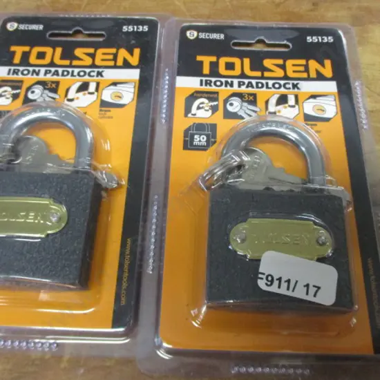 2 Padlocks