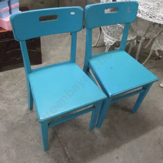 2 Chairs