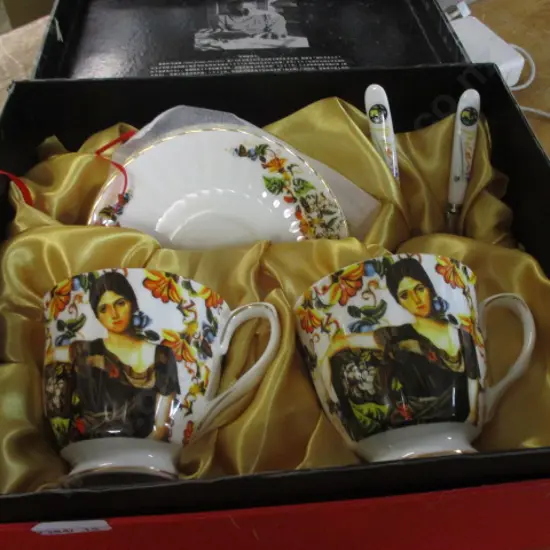 Picasso Teaset