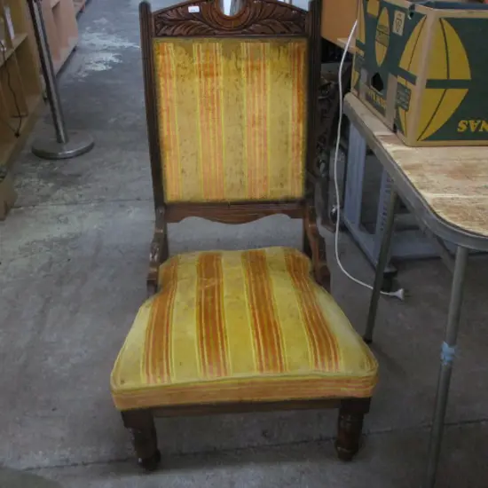 Colonial Chair