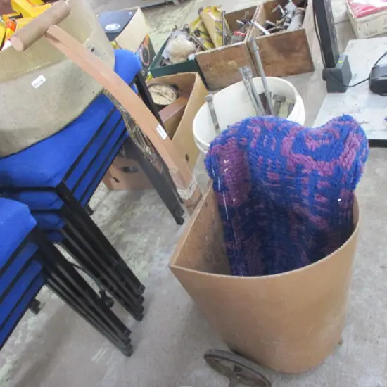 Trundler and Contents