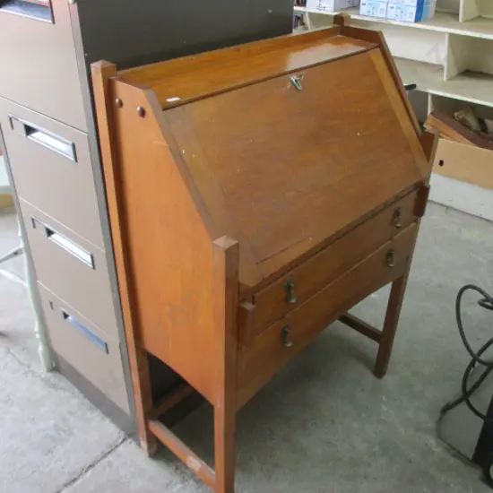 Rimu Drop Front Bureau