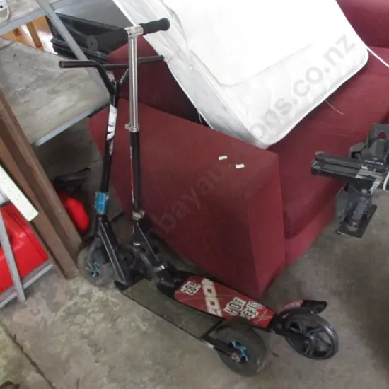 2 Scooters