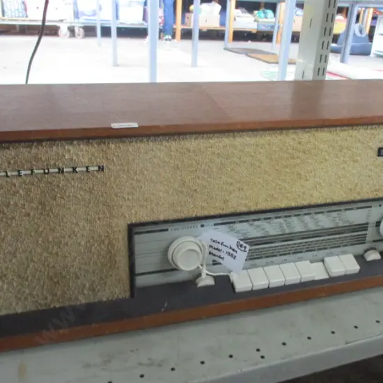 169 Telefunken Radio