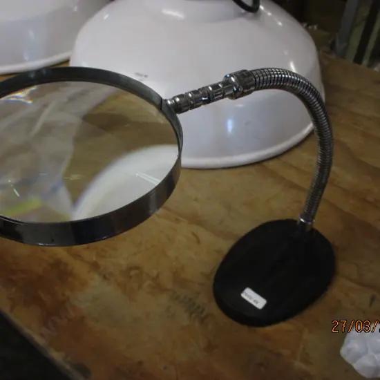 Table Magnifier