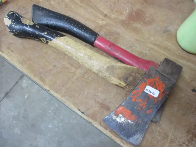 2 Tomahawks Image 1++