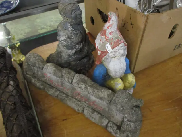 Garden Ornaments Image 1++